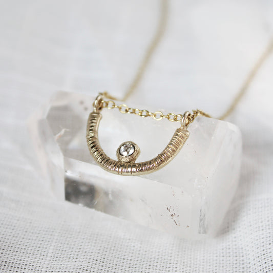 SOL Medál Fehér Topázzal