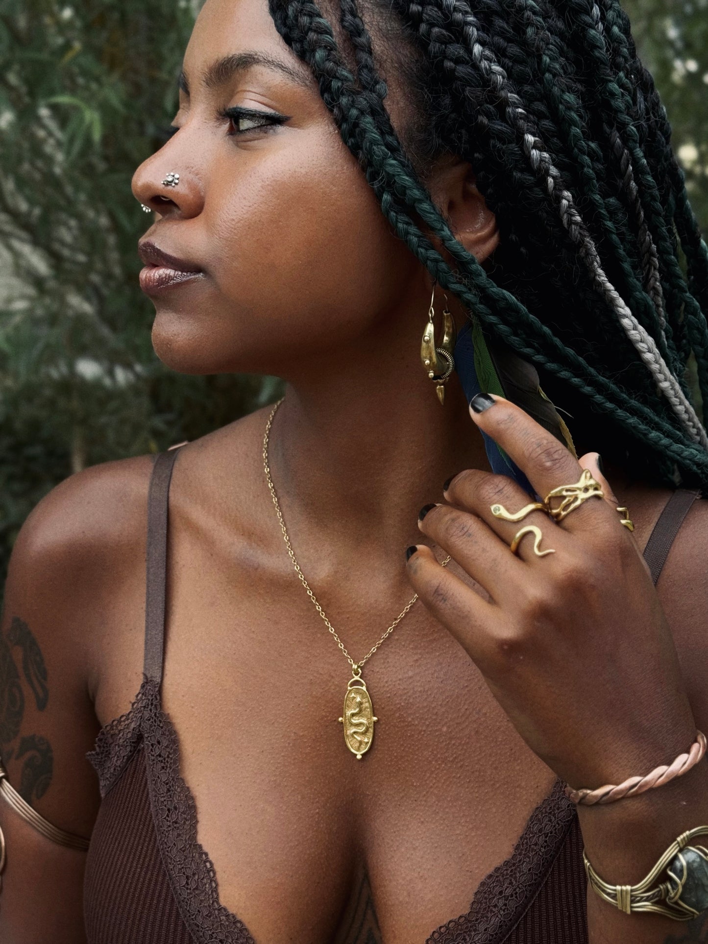 SERPENT Ovális Medál